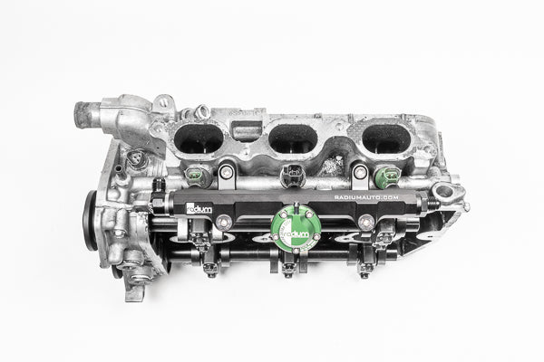 Radium Engineering Subaru Phase-I EZ30 Top Feed Conversion Fuel Rail Kit