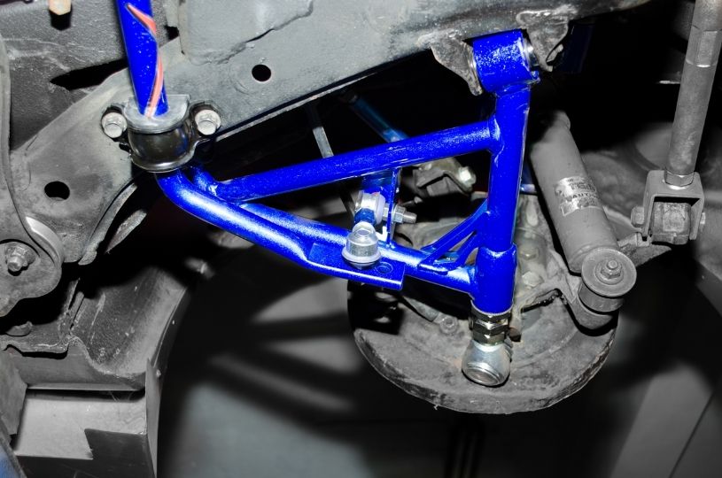 NISSAN 200SX S13
REAR ADJUSTABLE LOWER CONTROL ARM
(PILLOW BALL) INCLUDE STAB. LINK - 2PCS/SET