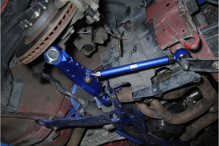 FRONT LOWER CONTROL ARM ( Rose Joint )