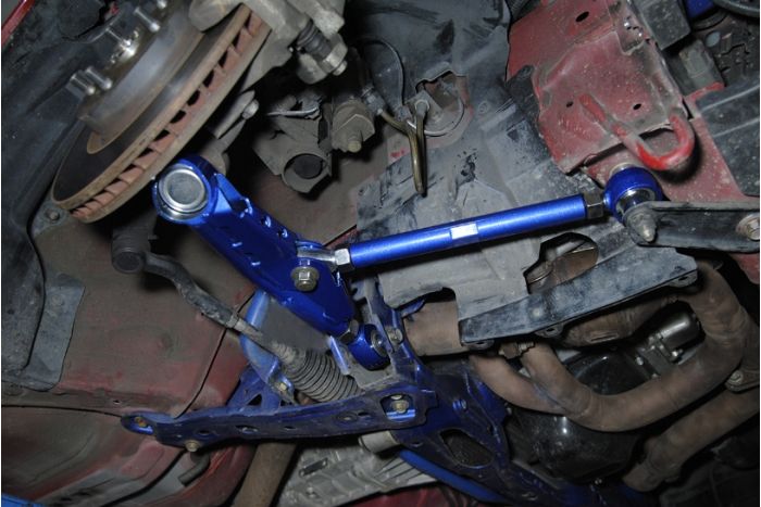 FRONT LOWER CONTROL ARM ( Rose Joint )