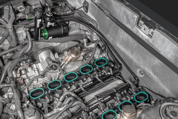 Radium Engineering Port Injection Pluming Kit for Gallardo LP - Microglass