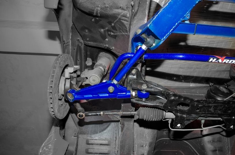 NISSAN SILVIA 200SX S13 '89-94
FRONT ADJUSTABLE LOWER CONTROL ARM+STAB. LINK
(PILLOW BALL) 6PCS/SET