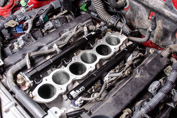 Radium Fuel Rail Plumbing Kit Nissan Vq35De